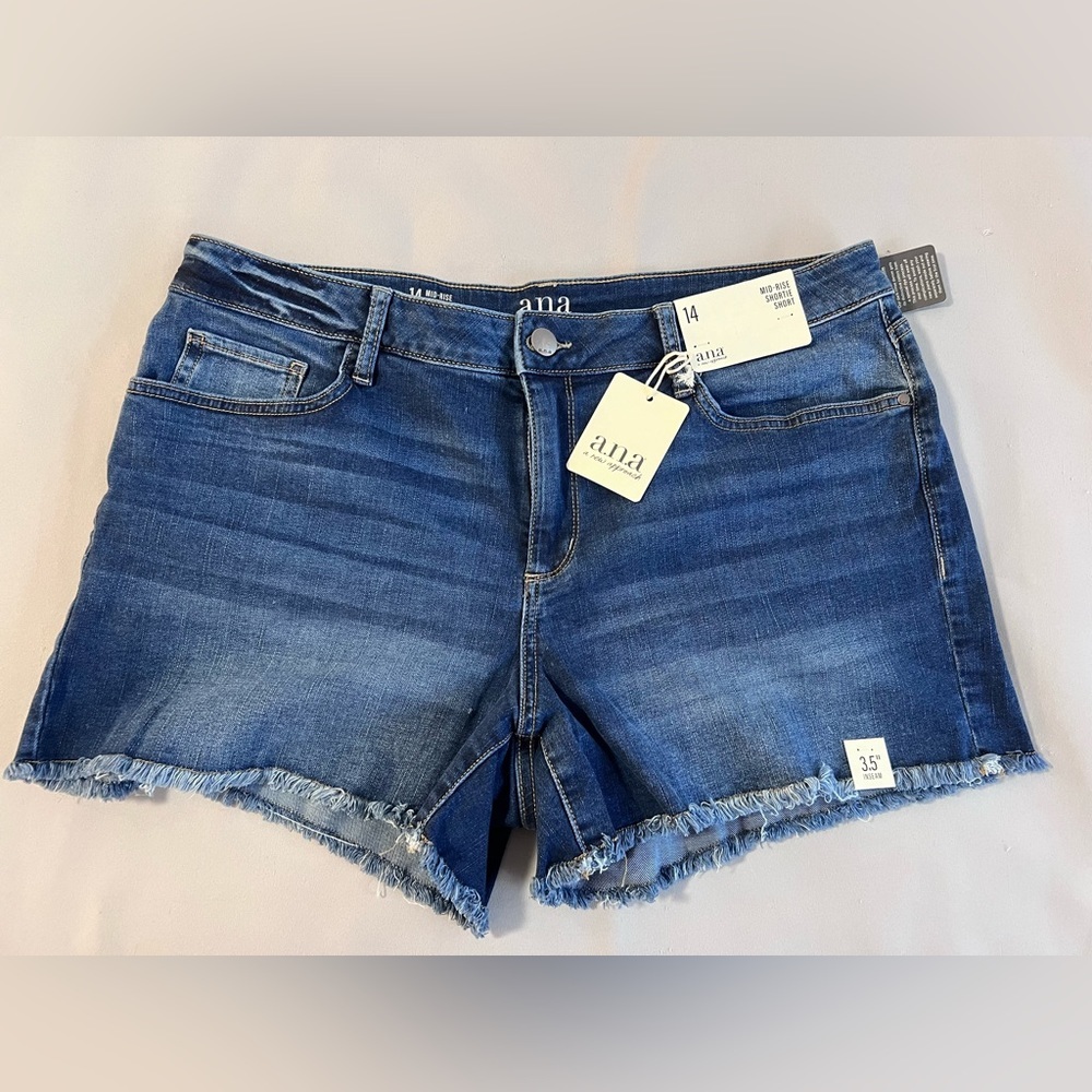 NWT Woman’s a.n.a JEAN Shortie SHORT Size 14 Blue Raw